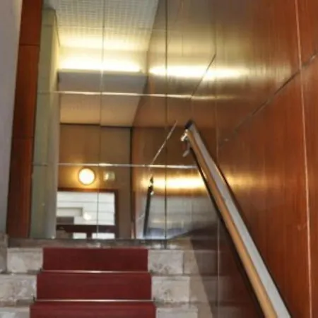 La Casa Di Iris San Giusto Flat * Trieszt